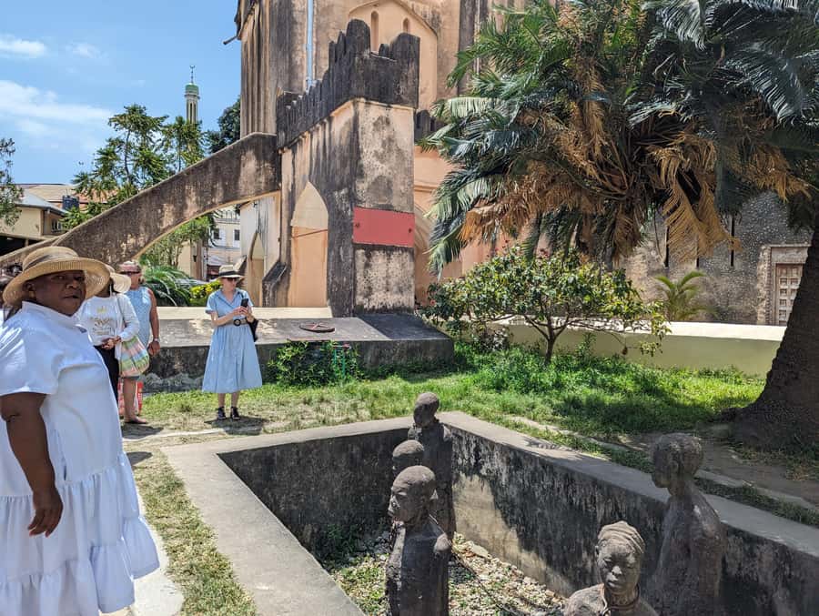 Stone Town: Stone Town and Prison Island Private Day Trip - Why this Stone Town and Prison Island pairing works