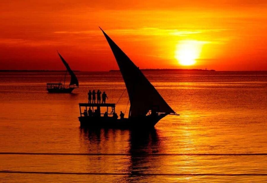 Stone Town: Sunset Dhow Cruise Experience - Meeting beside the Palace Museum