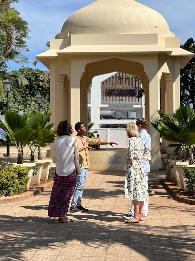 Stone Town Walking Tour With Local Expert Guide - Zanzibar’s famous doors and street architecture