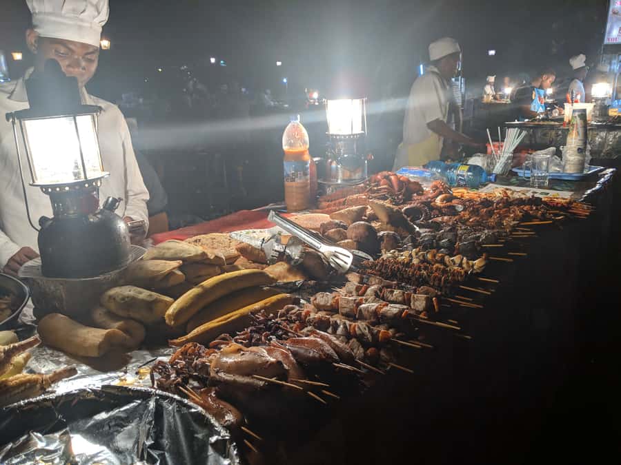 Stonetown: Food Markets and Street Food Walking Tour - Urojo, spice tea, and sugarcane juice