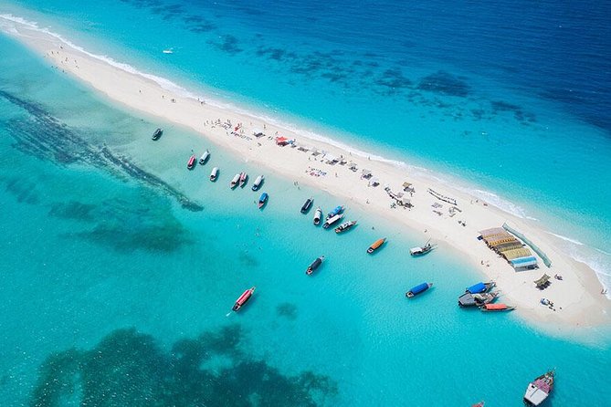Super Zanzi, Nakupenda, Prison Island & Stone Town - Zanzibar - A seafood lunch beside the Indian Ocean