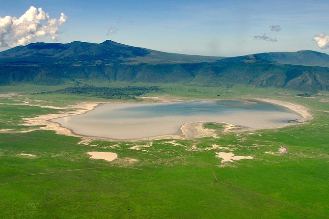 Tanzania 4 Days 3 Nights Budget camping safari to Serengeti and Ngorongoro - Camping at Seronera: the part you must weigh carefully