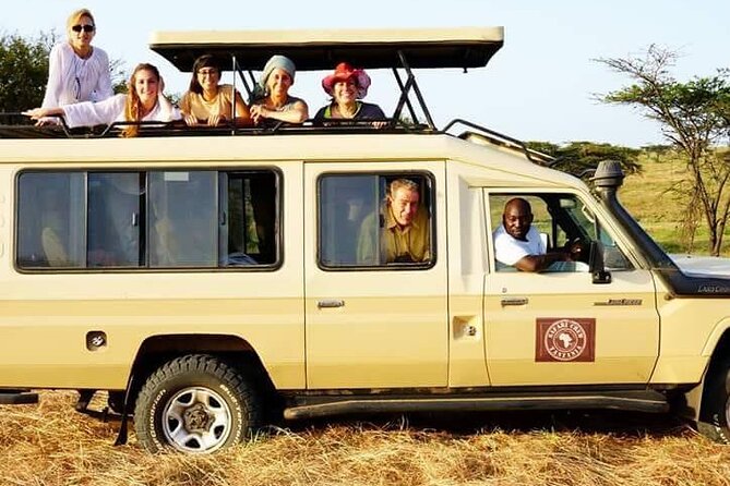 Tanzania Safari - The Great Migration in the North of the Serengeti and Lake Natron - Days 3 and 4: The Serengeti and the Great Migration