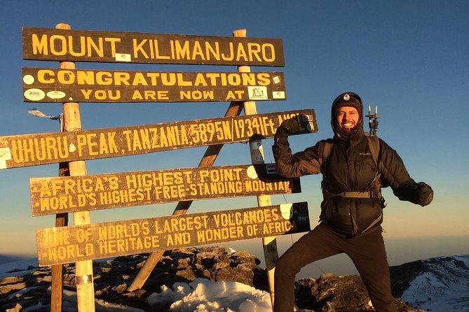 The Best of Machame Route in 6 Days: Your World's Summit Guide - Day 5: The midnight climb to Uhuru Peak