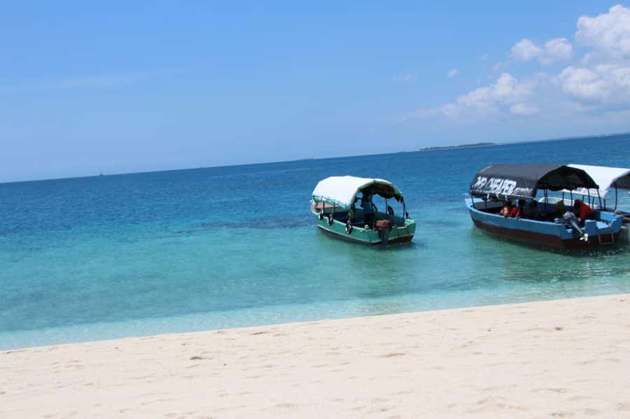 Tumbatu island snorkling tour : from Kendwa & Nungwi - What to bring and what to leave behind