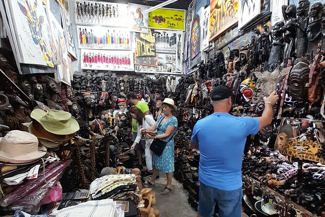 Walking City Tour in Zanzibar Island - Old Fort and the story of Ngome Kongwe