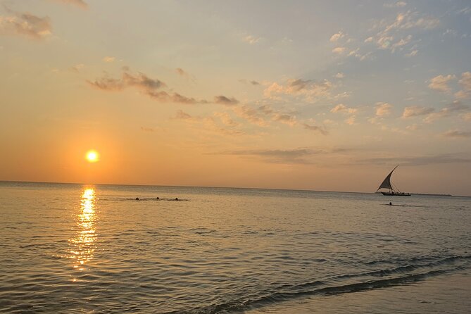Welcome Zanzibar : A Journey through time for the Old Town - Darajani Bazaar and the everyday side of Stone Town