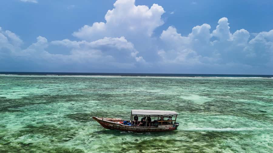 Zanzibar : 3-Day PADI Open Water Scuba Diving Adventure - What the $450 price really covers