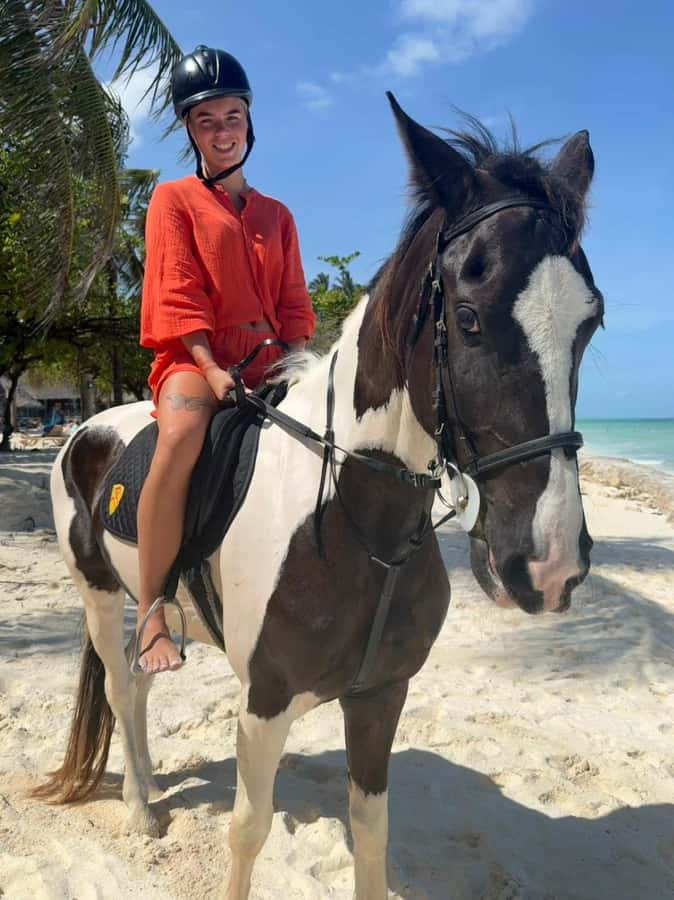 Zanzibar: Beach Horseback Ride and Swim with the Horse - Should you book the Zanzibar horse swim?