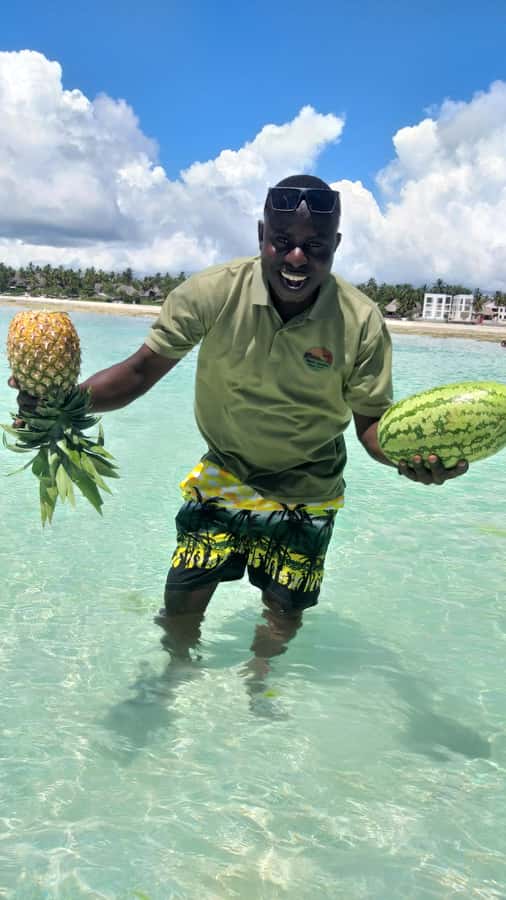 Zanzibar: Blue lagoon & Starfish - Snorkeling among tropical fish