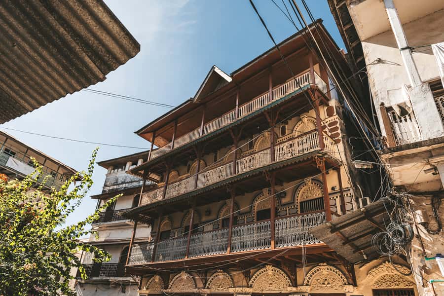 Zanzibar City: Guided Tour of the Stone Town District - Slavery, religion, and the harder parts of Zanzibar’s past