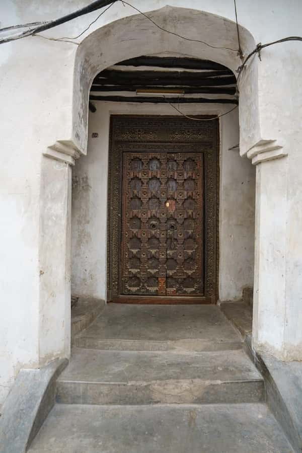 Zanzibar: Combo Zanzi Prison & Nakopenda Island & Stone town - Seafood lunch, beach time, and what to expect