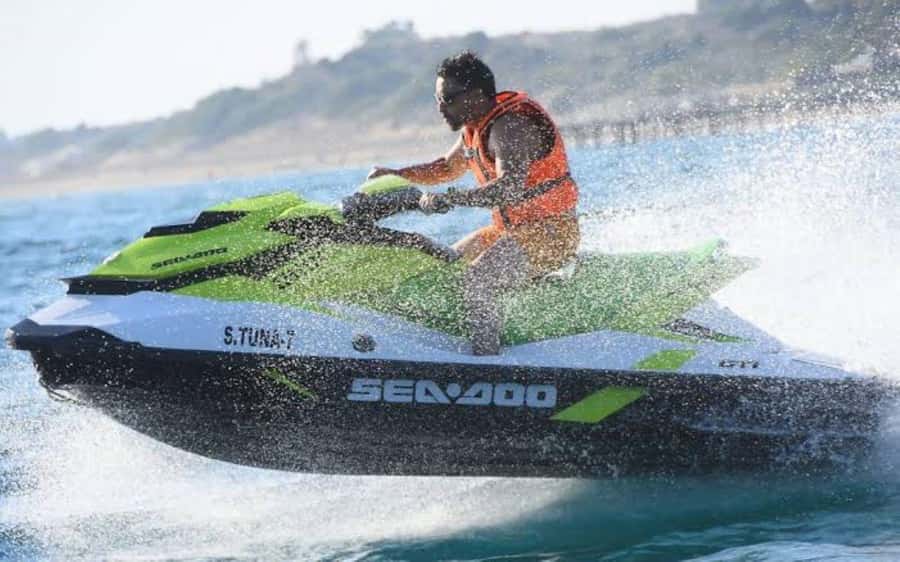 Zanzibar jetski Adventure Tour - Who will enjoy this most