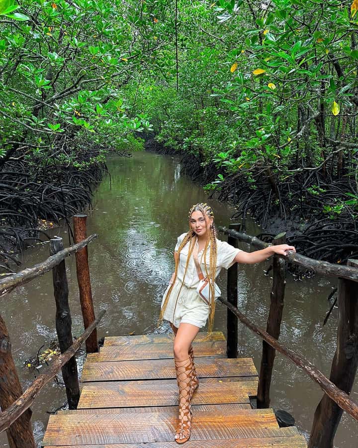 ZANZIBAR; JOZANI FOREST - Guides, languages, and the feel of the visit