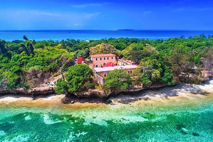 Zanzibar: Prison Island and Nakupenda Sandbank - From Forodhani to Changuu Island by dhow