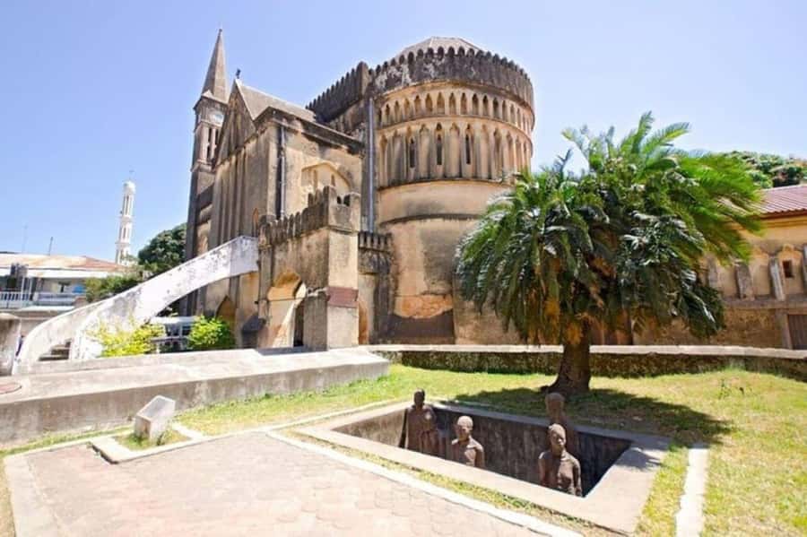 Zanzibar: Prison Island, Nakupenda, Stone Town Trip with BBQ - Small details that make the day easier