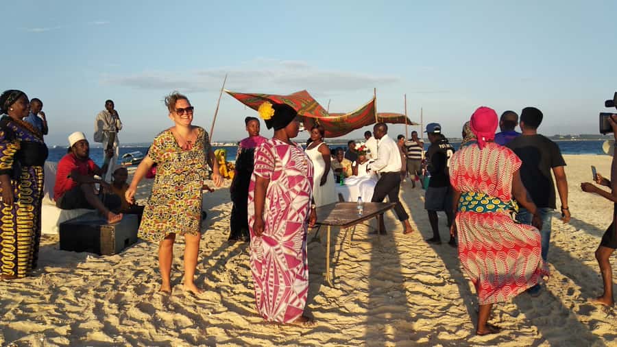 Zanzibar: Prison Island Tour with Lunch on the Sandbank - The old prison buildings offer a short history stop