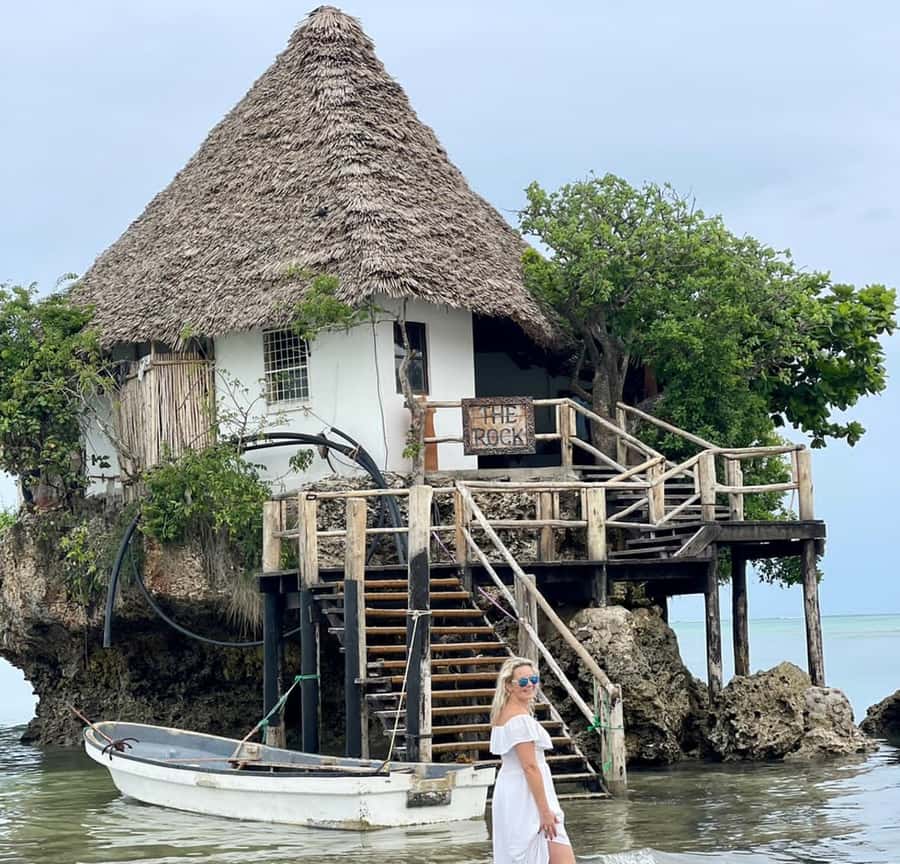 Zanzibar: Rock Restaurant and Cave Tour Visit - Kuza Cave and the 50-meter descent