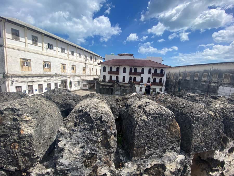 Zanzibar: Spice Farm & Stone Town Tour with Lunch - Darajani Market and the working city